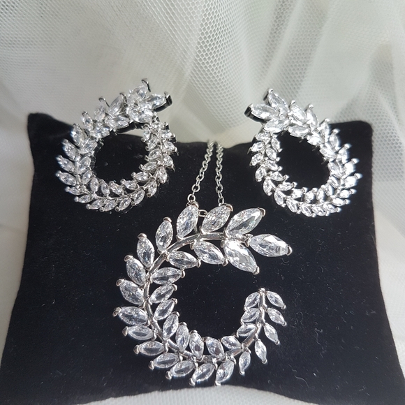 Swarovski Elements 925 Sterling Silver Double Row Marquis Tennis Bracelet NEW - Picture 13 of 17